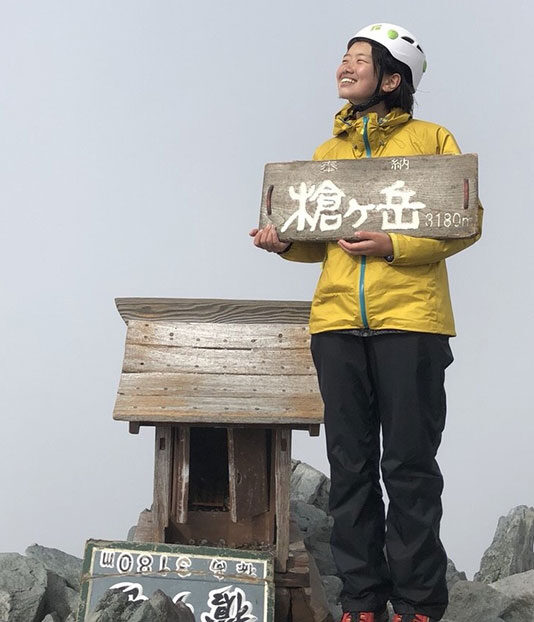 伊藤 朱里